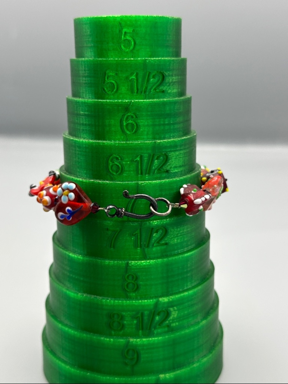 Red GLASS bracelet - Picture 4 of 4
